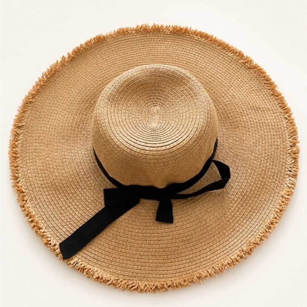 Lauren Conrad Wide Brim Straw Sun Hat Fringe Edge
Black Ribbon Bow One Size
